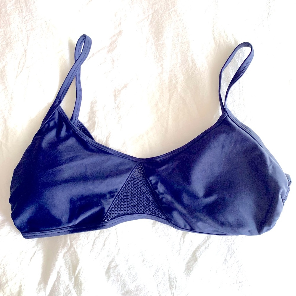 American Eagle Navy Blue Swimsuit Top. Size XL